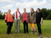 Frauengruppe um Dorothee von Gagern